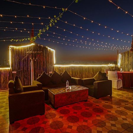 Super Townhouse Tipsyy Near Bestech Central Square Mall Gurgaon Luaran gambar