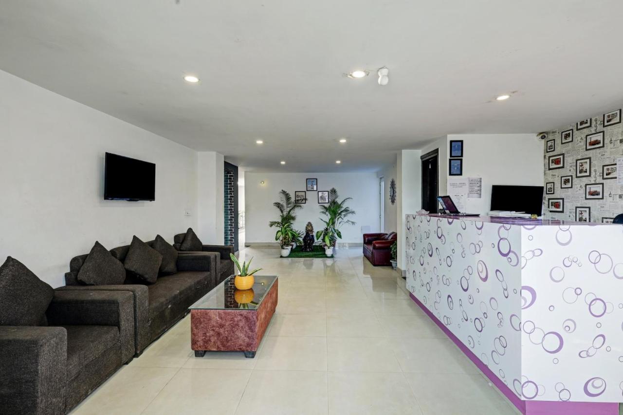 Super Townhouse Tipsyy Near Bestech Central Square Mall Gurgaon Luaran gambar